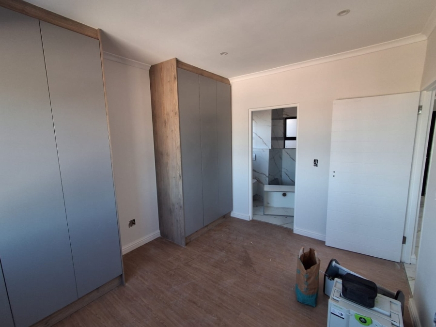3 Bedroom Property for Sale in Sandown Western Cape